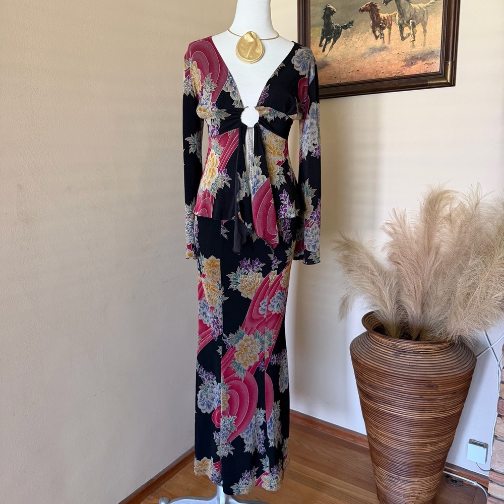 Floral Black and Pink Two Piece Skirt Set with Front Ring Detail